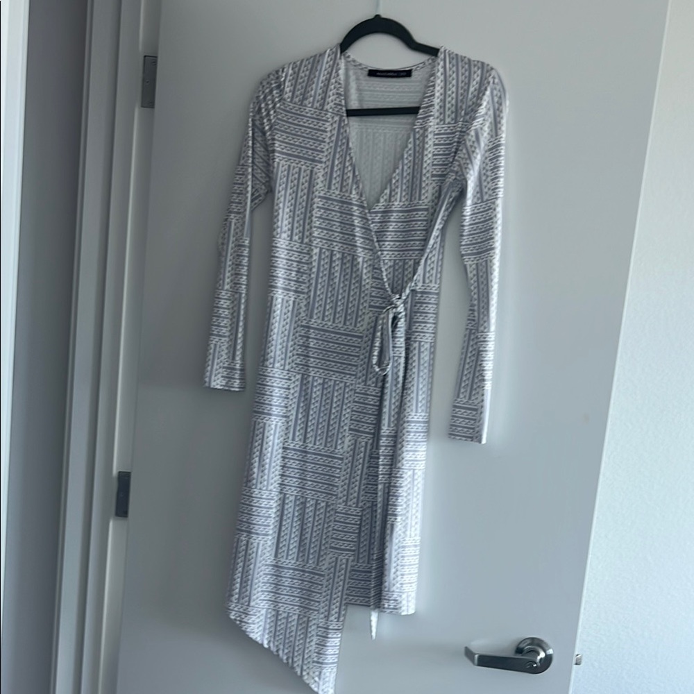 Manaola White and Black Geometric Wrap Dress - Long Sleeve